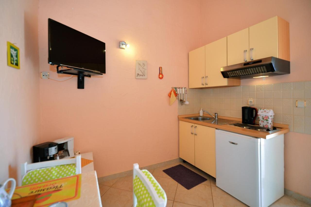 Apartments With A Parking Space Murter - 5097 Exterior foto